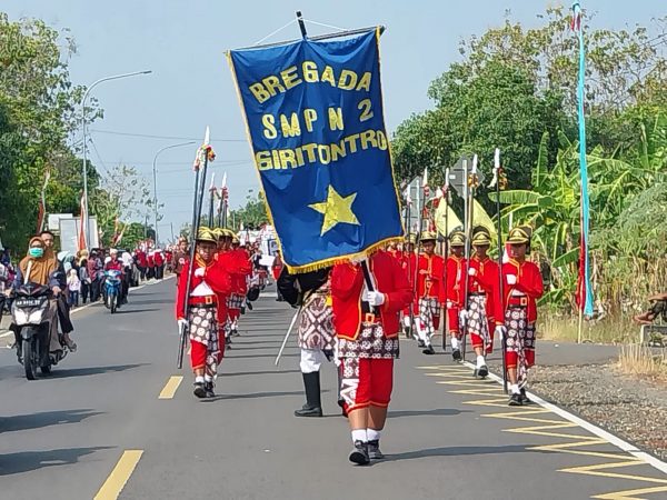 Pasukan Bergodo Espero Gro Meriahkan Pawai HUT RI ke-78