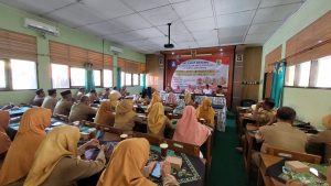 Keluarga Besar SMPN 2 Giritontro Gelar Tasyakuran Pengangkatan dan Penerimaan SK Guru P3K